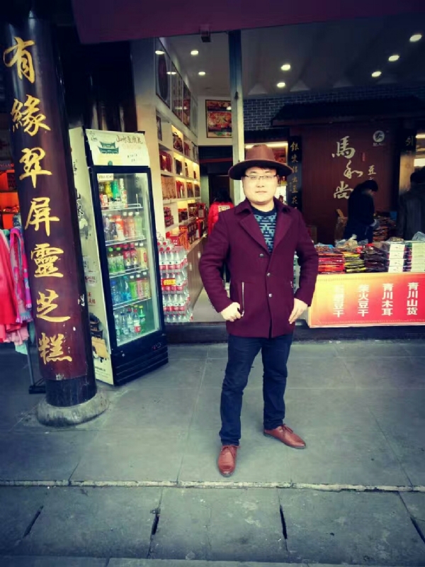 手心里的温柔的第一张照片--巴中上门女婿服务网